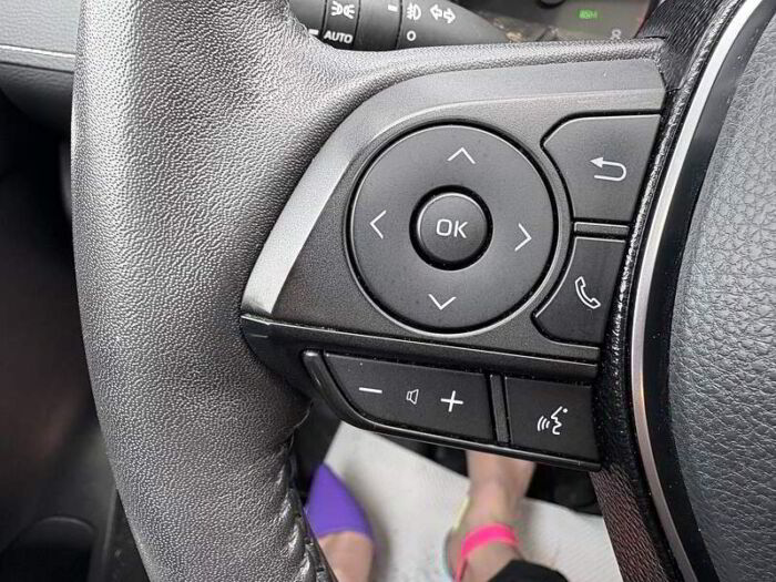 Toyota RAV4 XLE AWD – Image 12