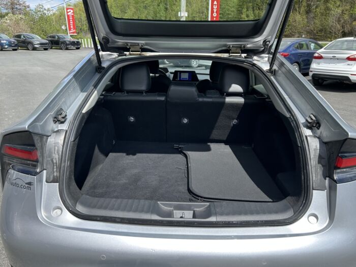 Toyota Prius - – Image 5