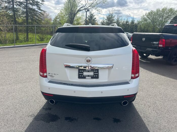 Cadillac SRX PERFORMANCE – Image 4