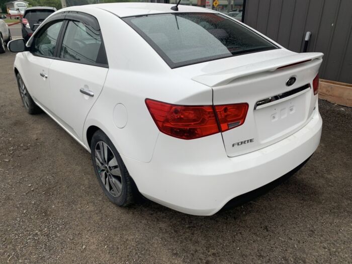KIA Forte EX – Image 4