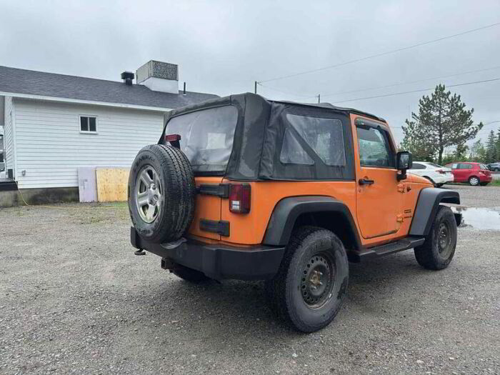 Jeep Wrangler 4 RM 2 portes Sport – Image 6