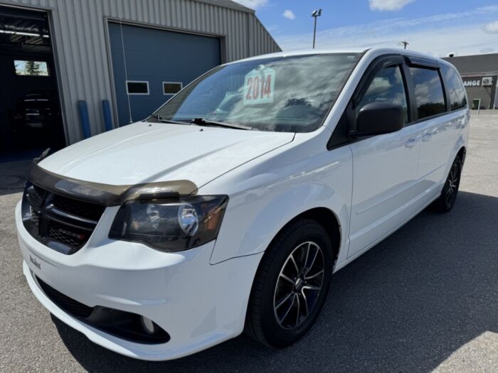 Dodge Grand Caravan SXT – Image 4