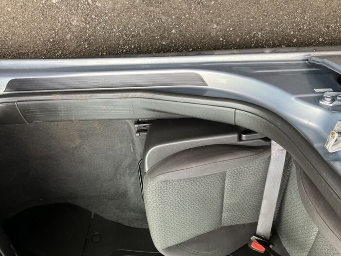 Pontiac G6 SE – Image 18