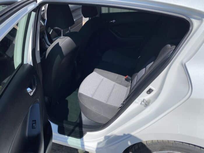 KIA Forte5 EX – Image 8