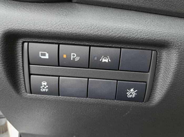 Nissan Versa S CVT – Image 16