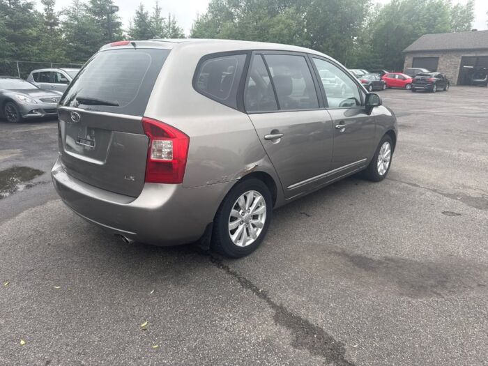Kia Rondo LX - Image 3