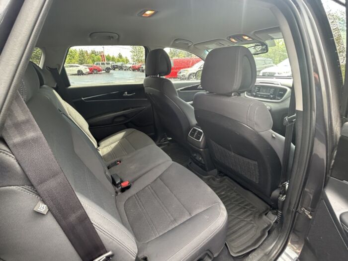 KIA Sorento LX+ 3,3 L – Image 12