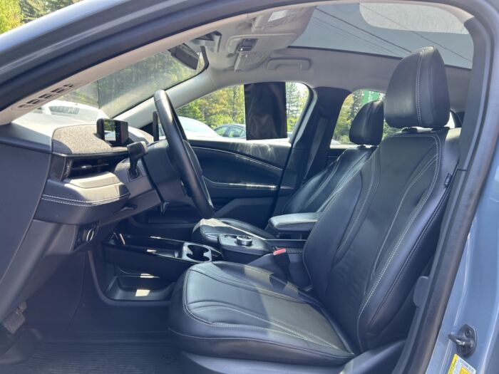 Ford MACH-E 4X Premium – Image 7