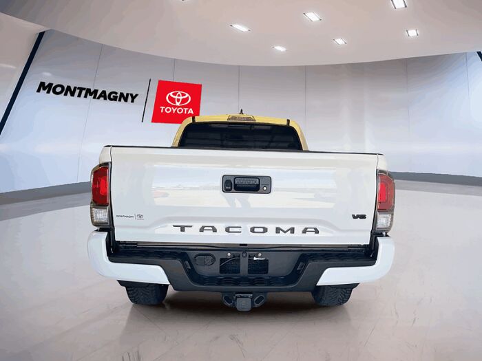 Toyota Tacoma 4x4 Double Cab Auto – Image 5