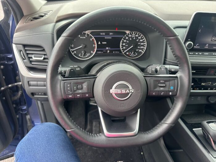 Nissan Rogue SV – Image 10