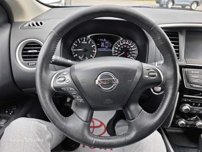 Nissan Pathfinder 4WD 4dr SV – Image 8