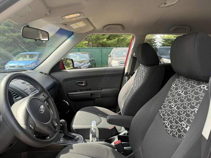 Kia Soul Familiale 5 portes automatique 2u – Image 12