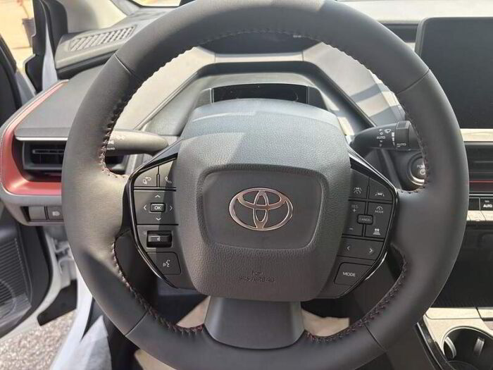 Toyota Prius Plug-In XSE - VÉHICULE NEUF - – Image 9