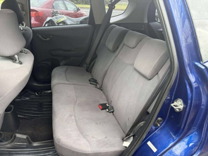 Honda Fit DX-A – Image 9