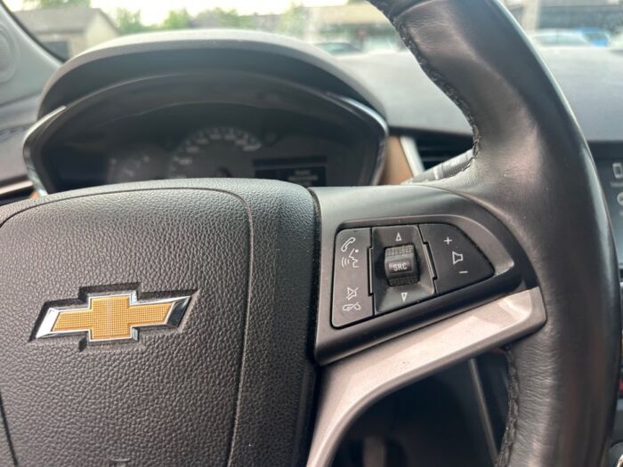 Chevrolet Trax LT – Image 11