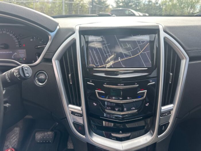 Cadillac SRX PERFORMANCE – Image 13