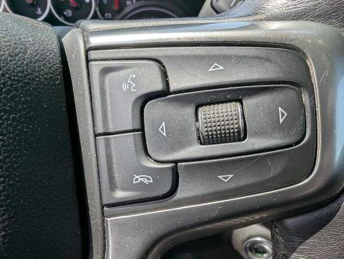 Chevrolet Silverado 1500 RST Z71 CREW CAB 4RM DIESEL BLUETOOTH CAMÉRA – Image 17