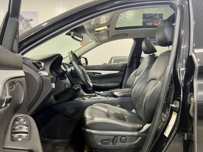 Infiniti QX50 ProACTIVE – Image 8