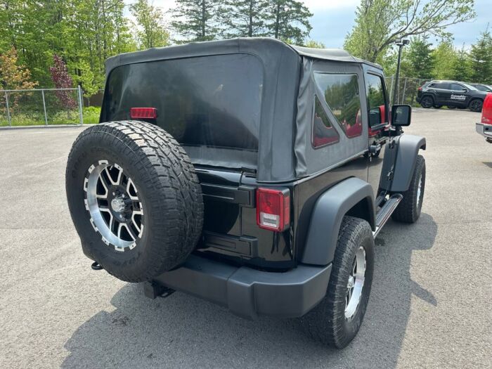 Jeep Wrangler Sport – Image 3