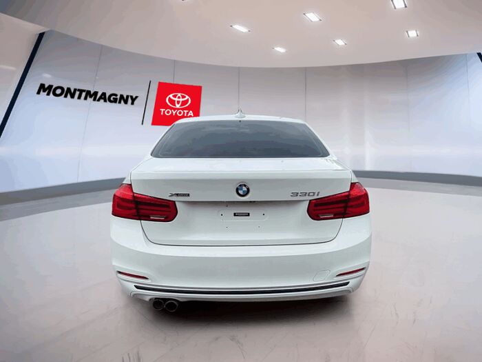 BMW Série 3 330i Xdrive Sedan – Image 4