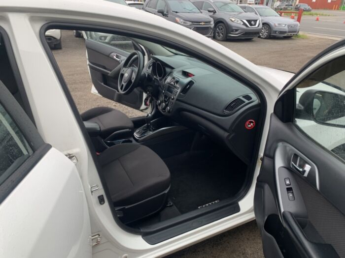 KIA Forte EX – Image 9