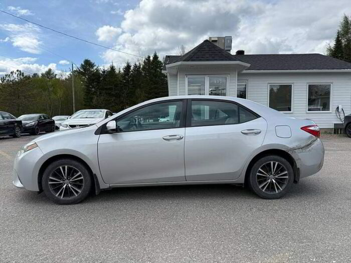 Toyota Corolla LE berline 4 portes CVT – Image 3
