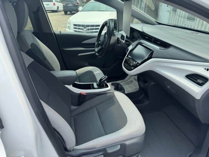 Chevrolet Bolt EV LT – Image 14
