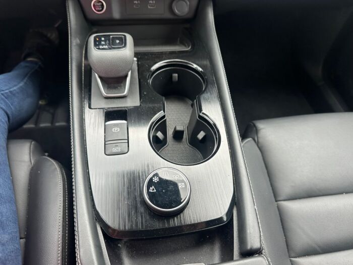 Nissan Rogue SL – Image 14