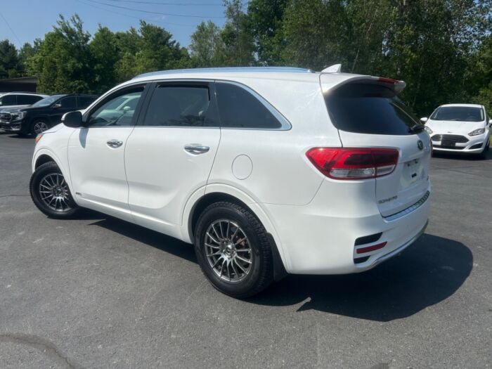 KIA Sorento SX Turbo – Image 4
