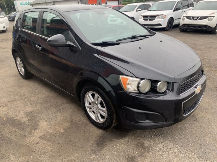 Chevrolet Sonic LT – Image 8