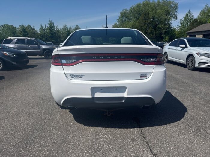 Dodge Dart SXT - Image 4