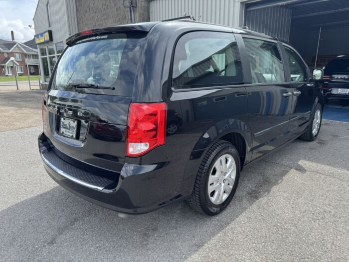 Dodge Grand Caravan Ensemble Valeur Plus – Image 7