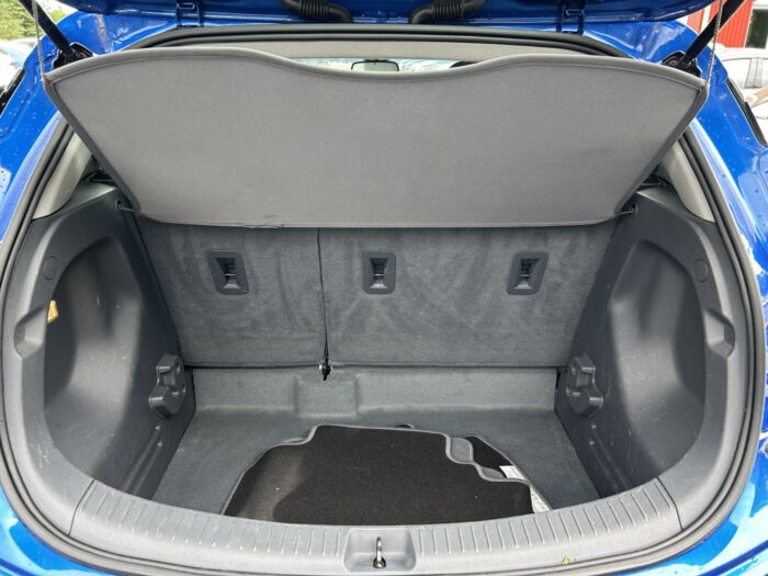 Chevrolet Bolt EV LT – Image 9