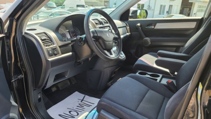 Honda CR-V LX – Image 9