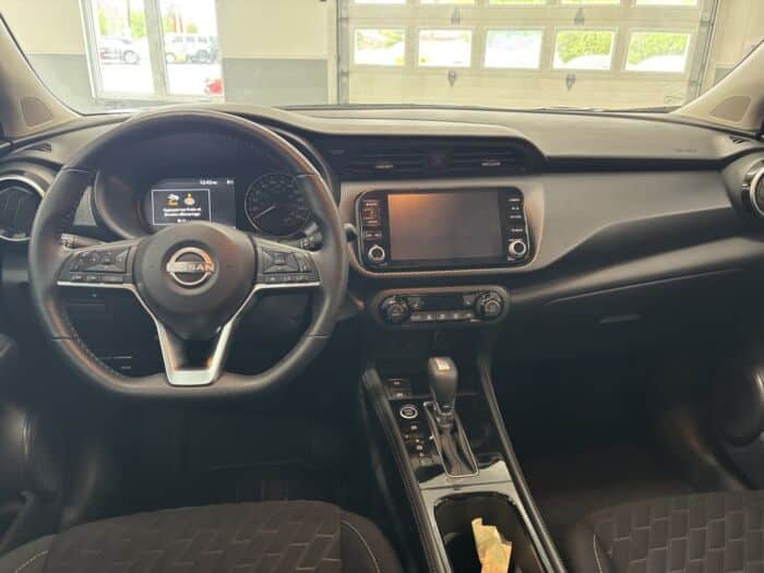 Nissan Kicks SV – Image 10