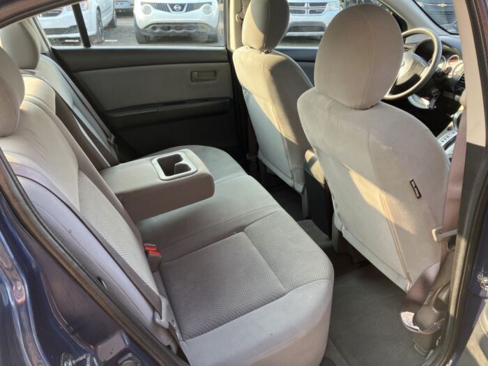Nissan Sentra 2,0 S – Image 10