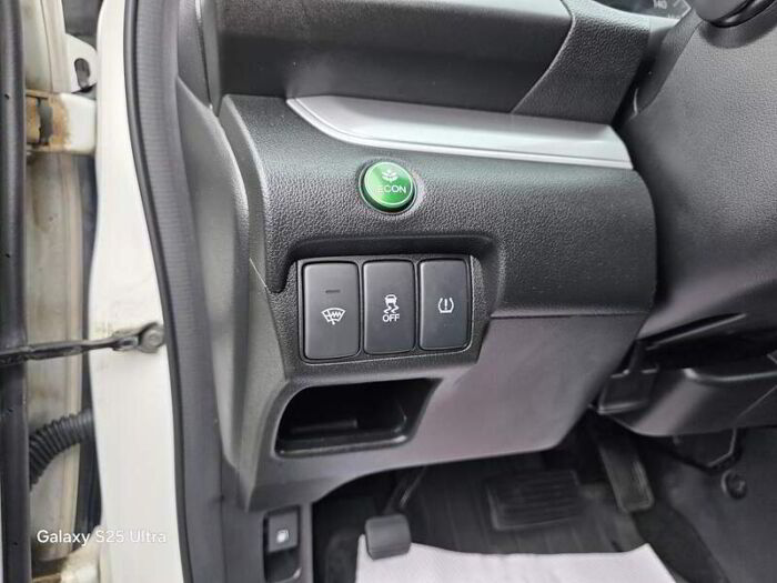 Honda CR-V 4WD EX – Image 5