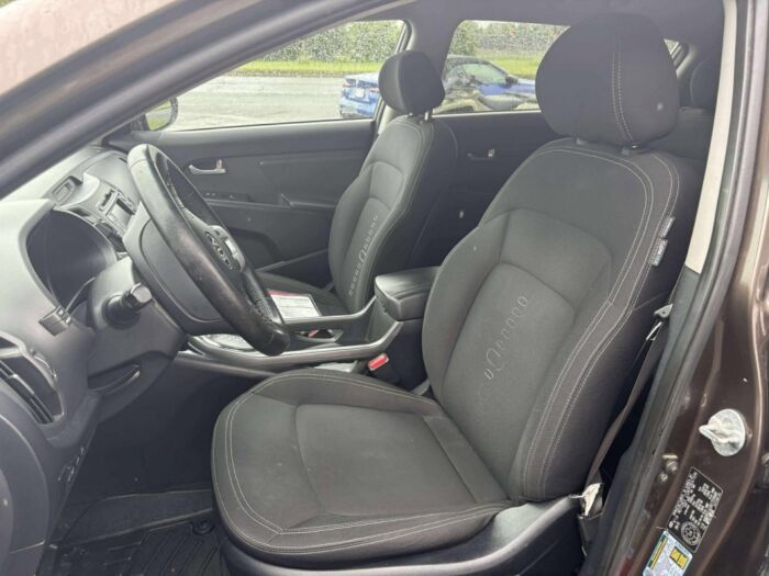 KIA Sportage EX – Image 10