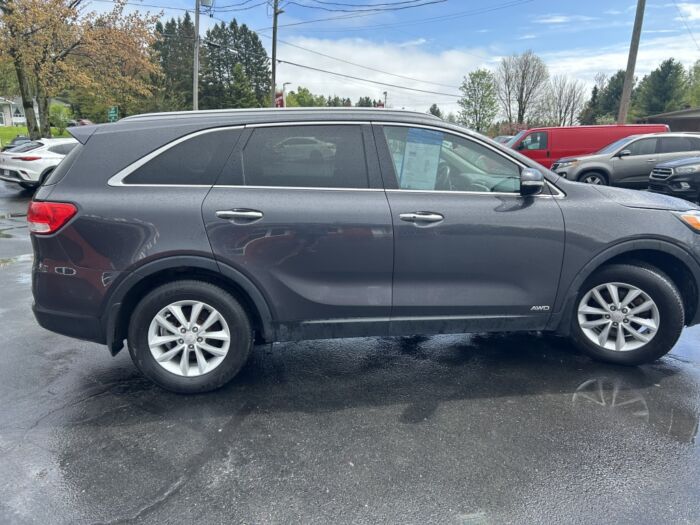 KIA Sorento LX+ 3,3 L – Image 8