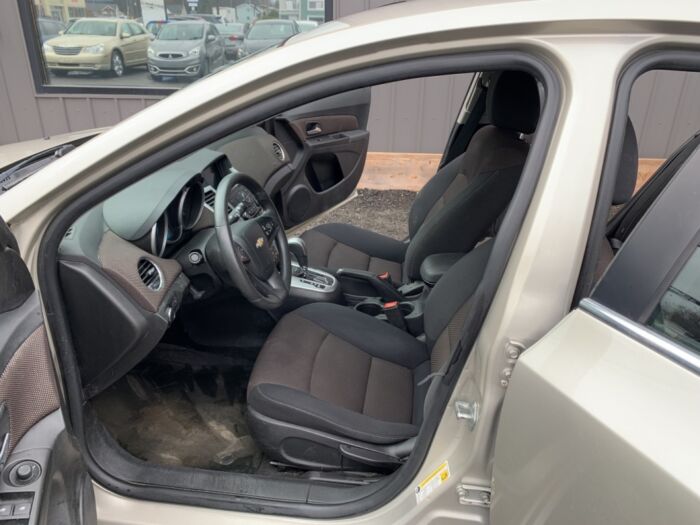 Chevrolet Cruze 1LT – Image 8