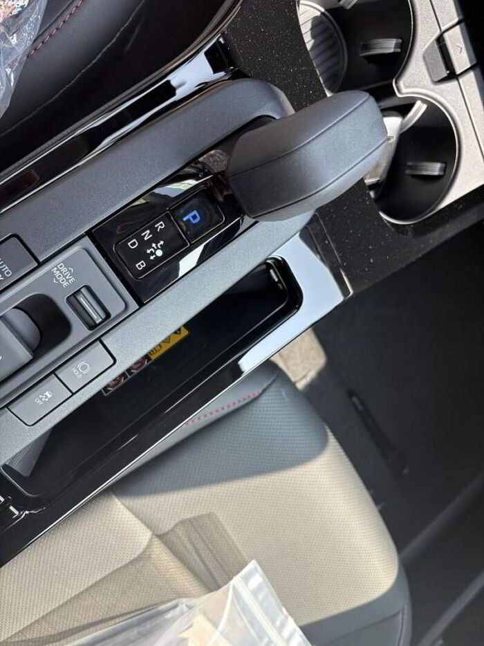 Toyota Prius Plug-In XSE - VÉHICULE NEUF - – Image 11