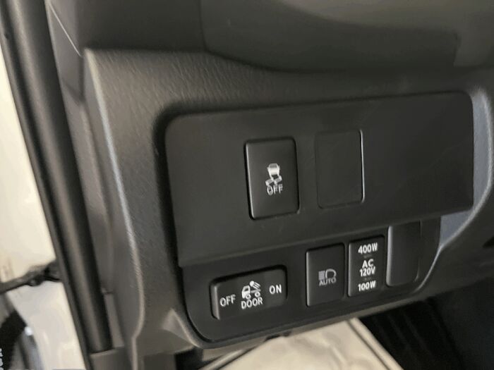 Toyota Tacoma 4x4 Double Cab Auto – Image 9