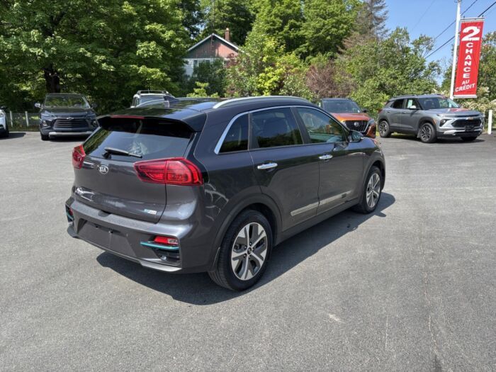 KIA NIRO SX Touring - Image 9
