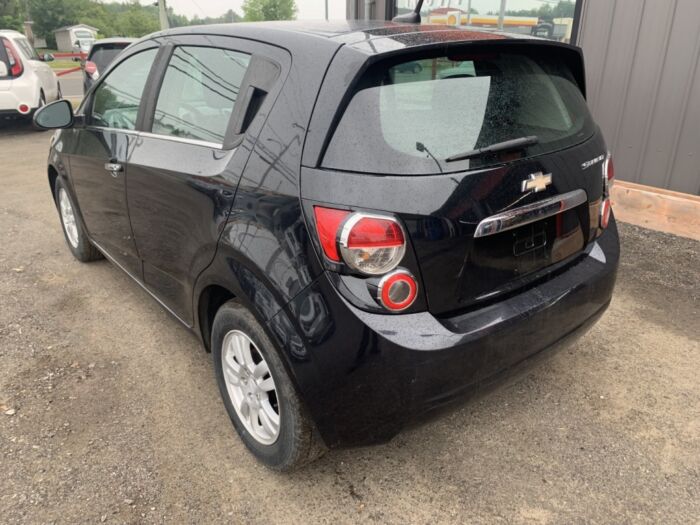 Chevrolet Sonic LT – Image 4