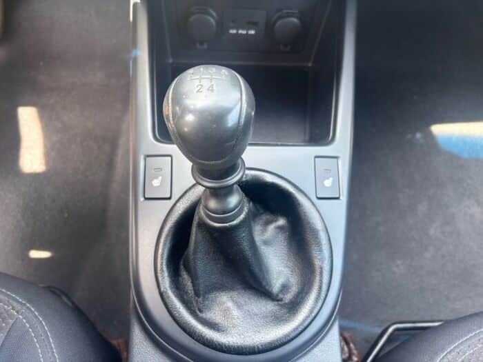 Kia Forte Koup EX - Image 12