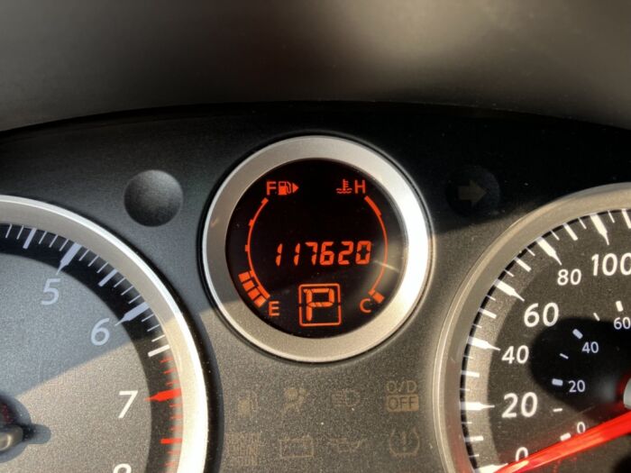 Nissan Sentra 2,0 S – Image 11
