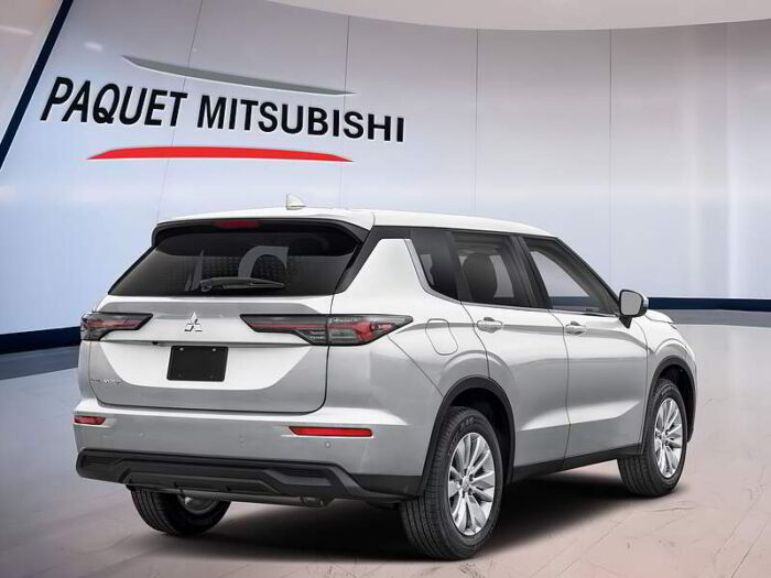 Mitsubishi Outlander Es S-Awc – Image 3
