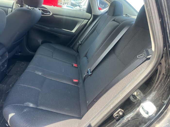 Nissan Sentra S – Image 6