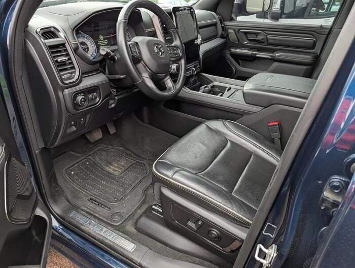 RAM 1500 Limited CREW CAB 4x4 BLUETOOTH TOIT CUIR GPS – Image 8