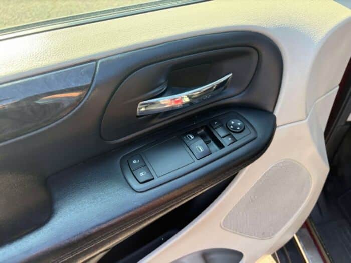 Dodge Grand Caravan Ensemble Valeur Plus – Image 13